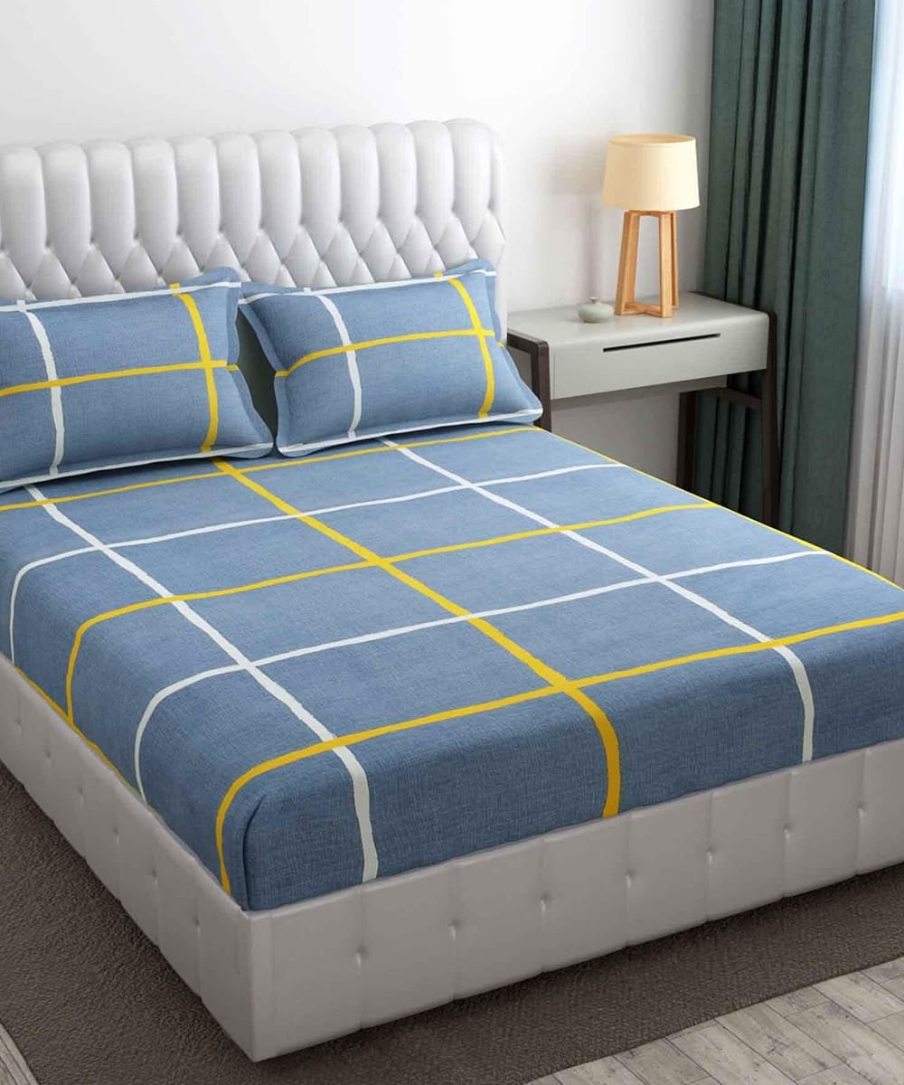 Modern Matrix Fitted Bedsheet With Pillow Cover