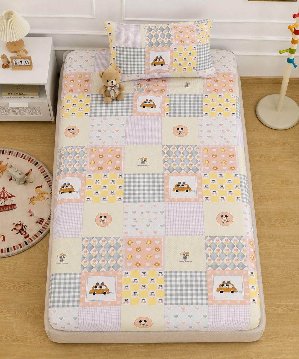 Sweet Bear Dreams Kids Bedsheet With Pillow Covers
