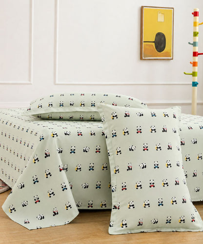 Cute Panda Print Kids Bedsheet With Pillow Covers