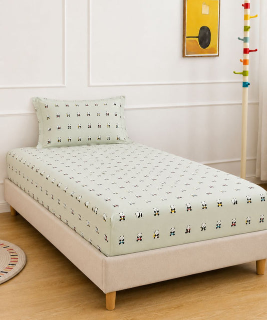 Cute Panda Print Kids Bedsheet With Pillow Covers
