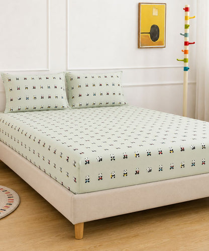Cute Panda Print Kids Bedsheet With Pillow Covers