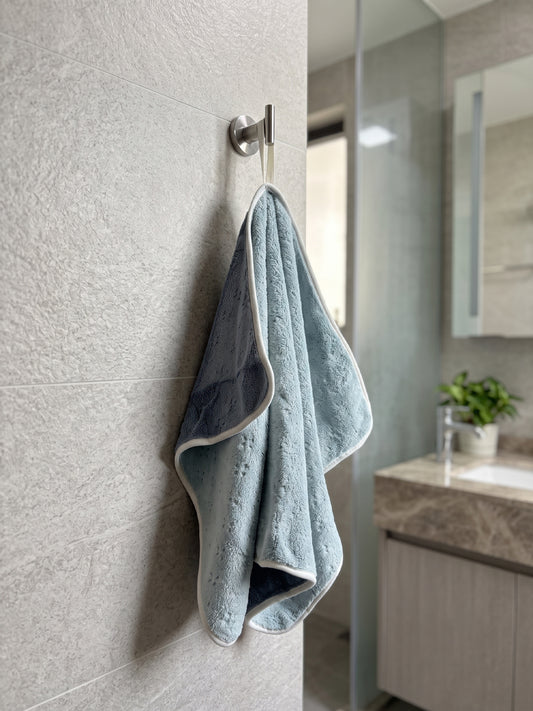 Reversible Microfiber Hand Towel (40x60 cm) | Super Soft & Ultra Absorbent | Quick Dry, Lightweight & Durable | Premium Hand Towel with Hanging Loop