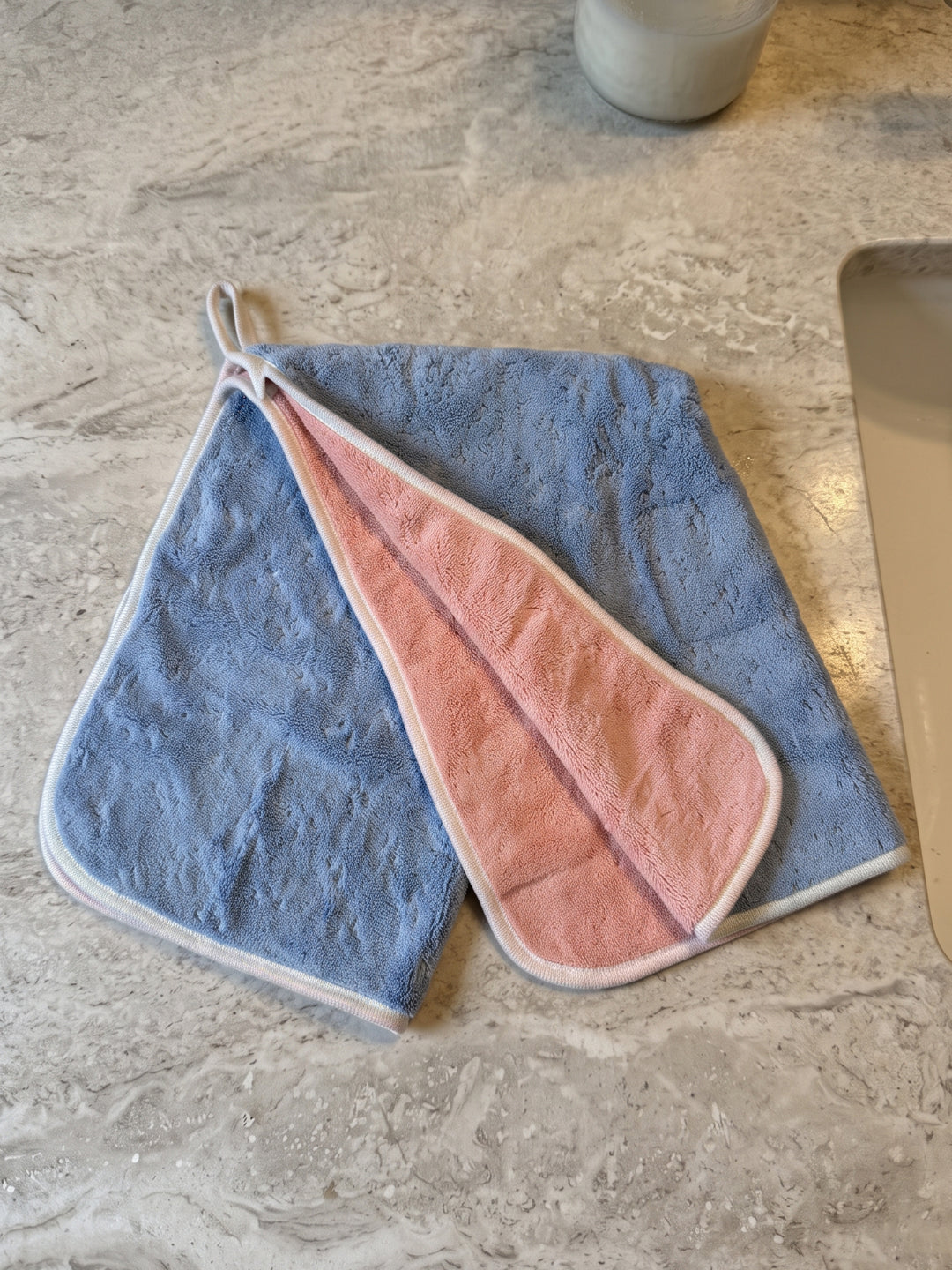 Reversible Microfiber Hand Towel (40x60 cm) | Super Soft & Ultra Absorbent | Quick Dry, Lightweight & Durable | Premium Hand Towel with Hanging Loop