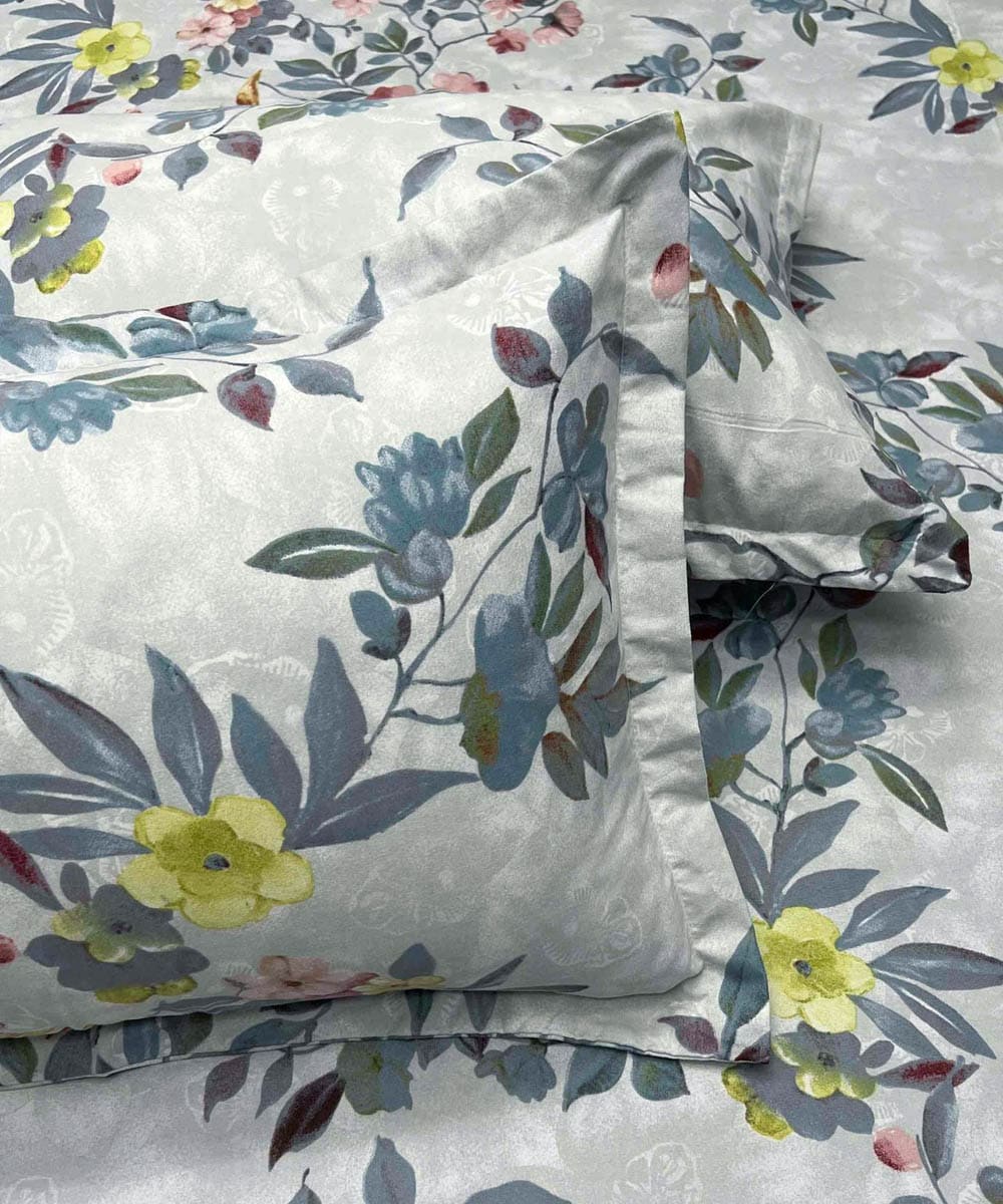 Petal Mirage Fitted Bedsheet With Pillow Cover