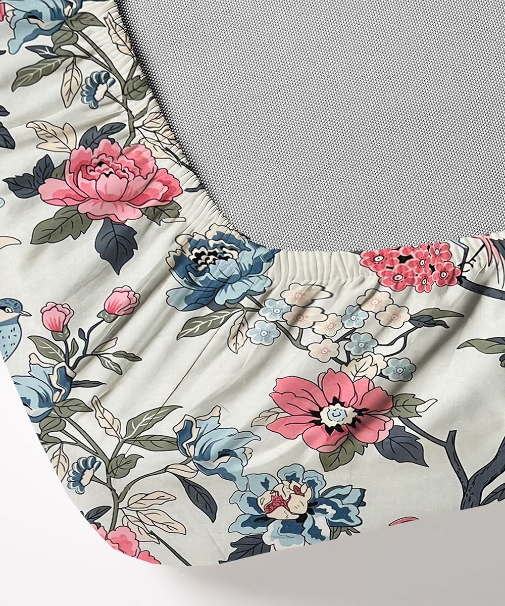Orchard Elegance Bedsheet With Pillow Covers