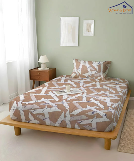 Dreamy Flux King Size Bedsheet With 2 Pillow Cover