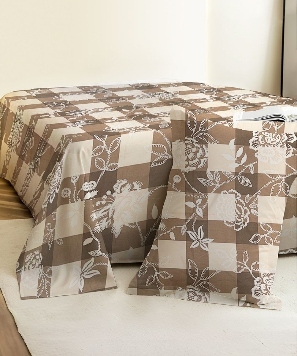 Bloom Check Bedsheet With Pillow Covers