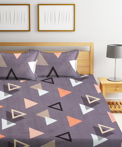 Triangles Super King Fitted Bedsheet With 2 Pillow Covers