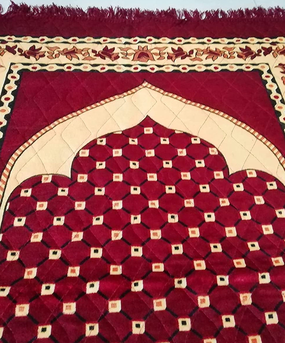 Red Velvet Janamaz Prayer Mat / Rug