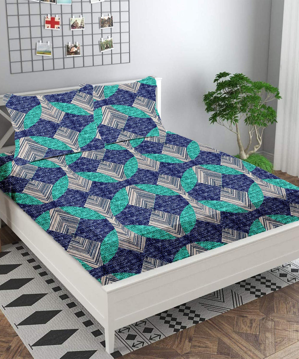 Multicoloured Geometric Fitted Bedsheet With Pillow Cover